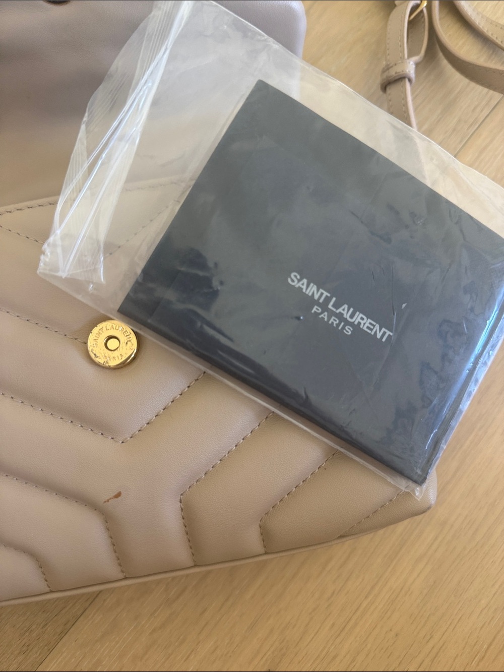 Lou small YSL bag in Quilted Leather- NOT original Look a Like! Flaw - Picture 8 of 9